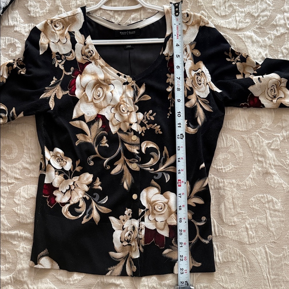 White House Black Market Black Floral V-Neck Cardigan with Cream Roses - Picture 5 of 6